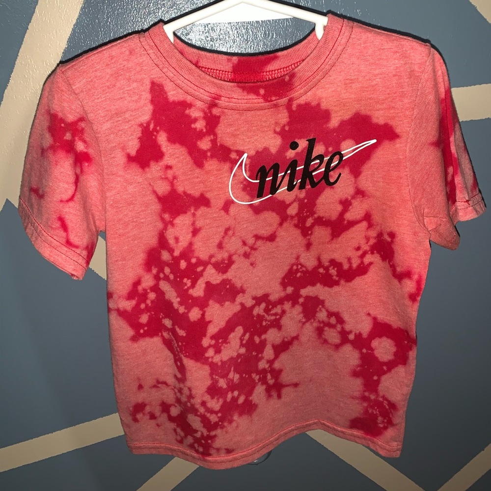 Hi I have a Nike tie dye shirt